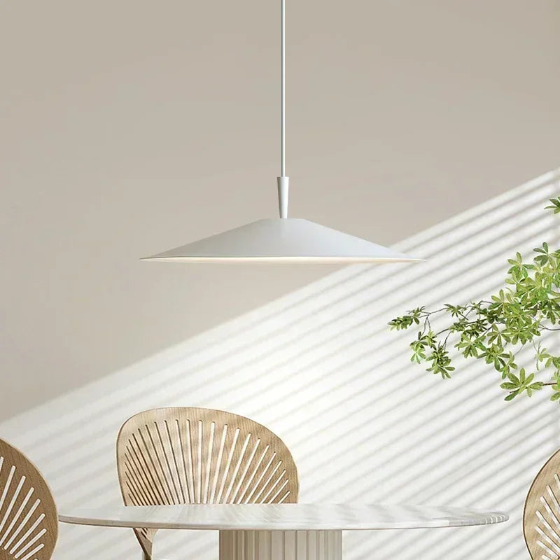 Brölanta NORDIC LED PENDANT LIGHT